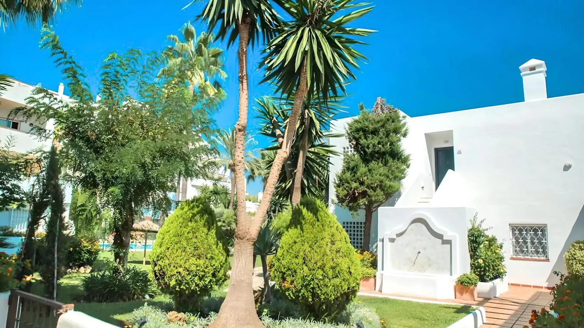 Prázdninový dům Gorgeous 2Br Apt. W/ Mountain View Puerto Banus Marbella